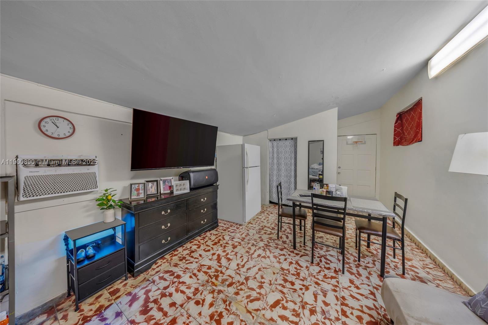 GRAPELAND HEIGHTS - Residential