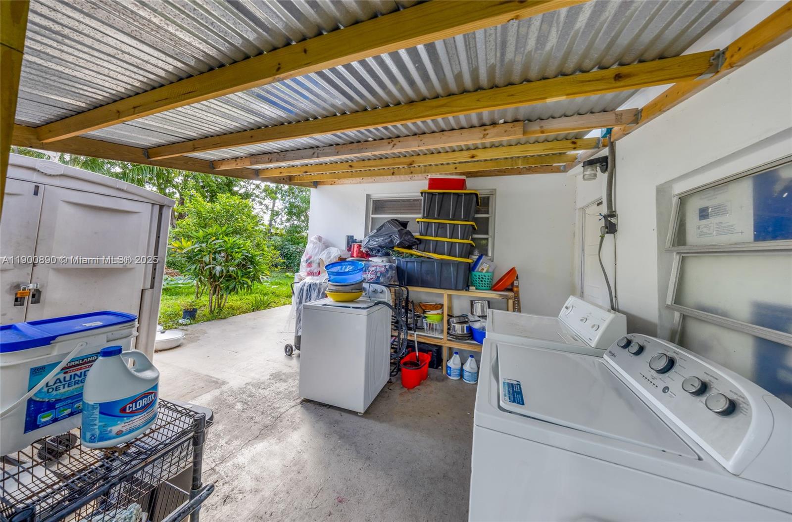 GRAPELAND HEIGHTS - Residential