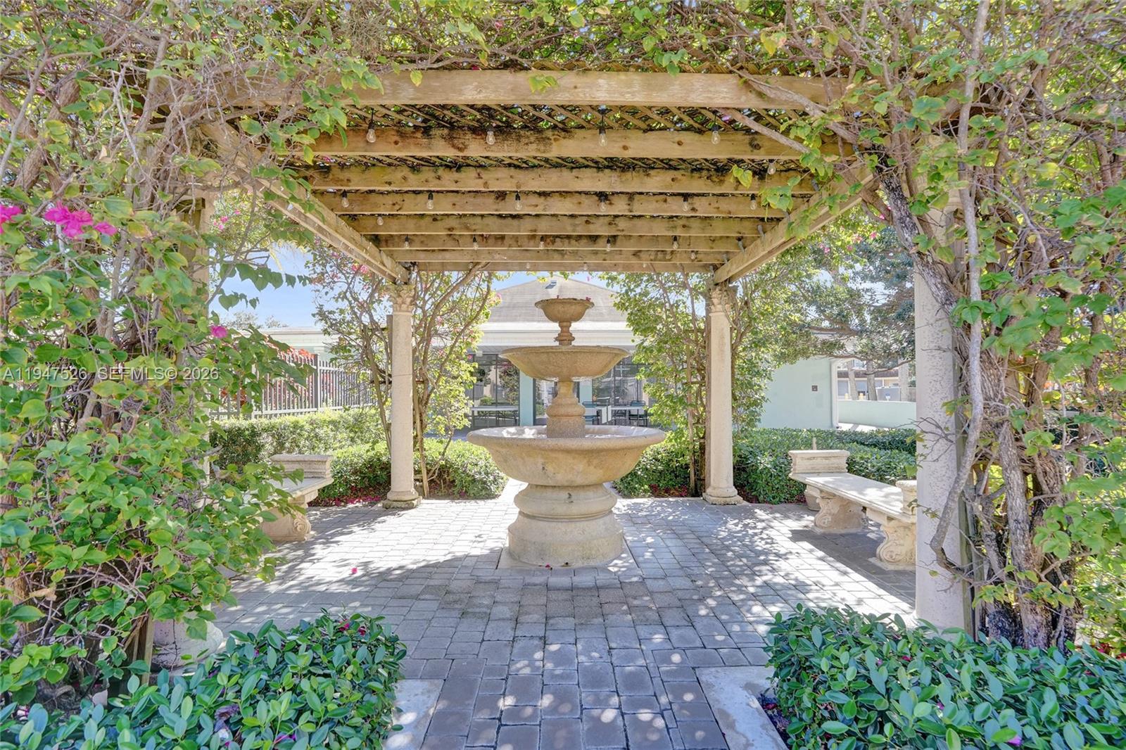 NATURA SENIOR COMMUNITY - Residential