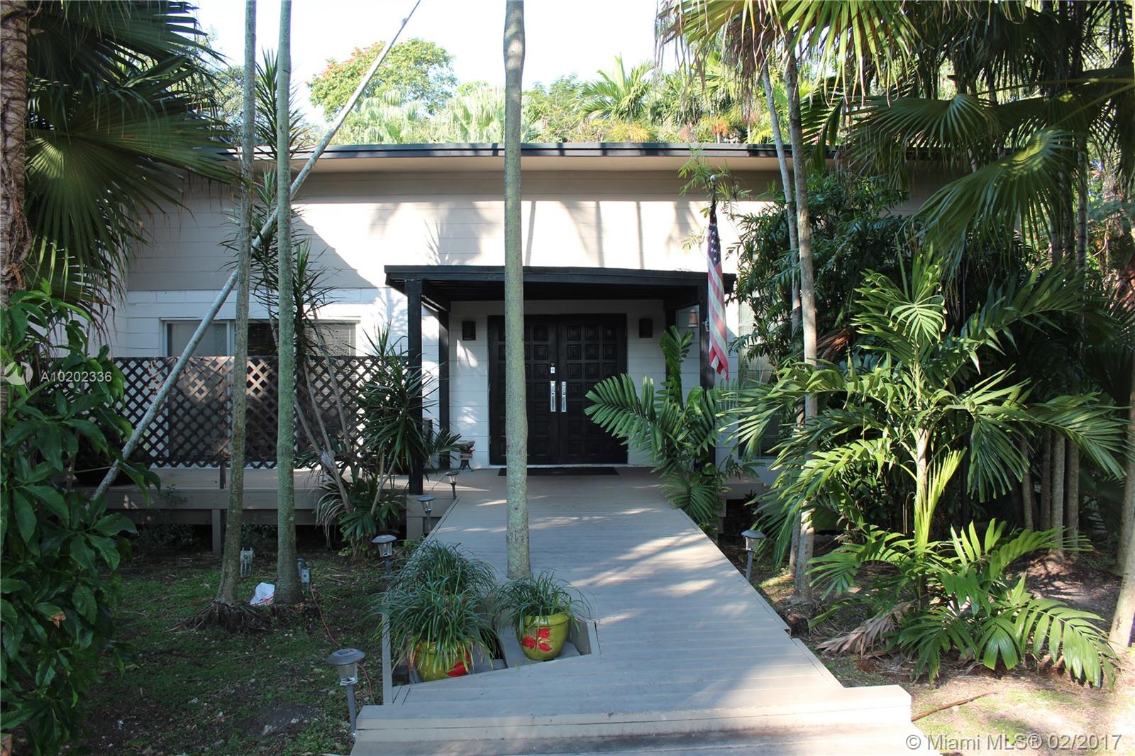 Golden Glades - Residential