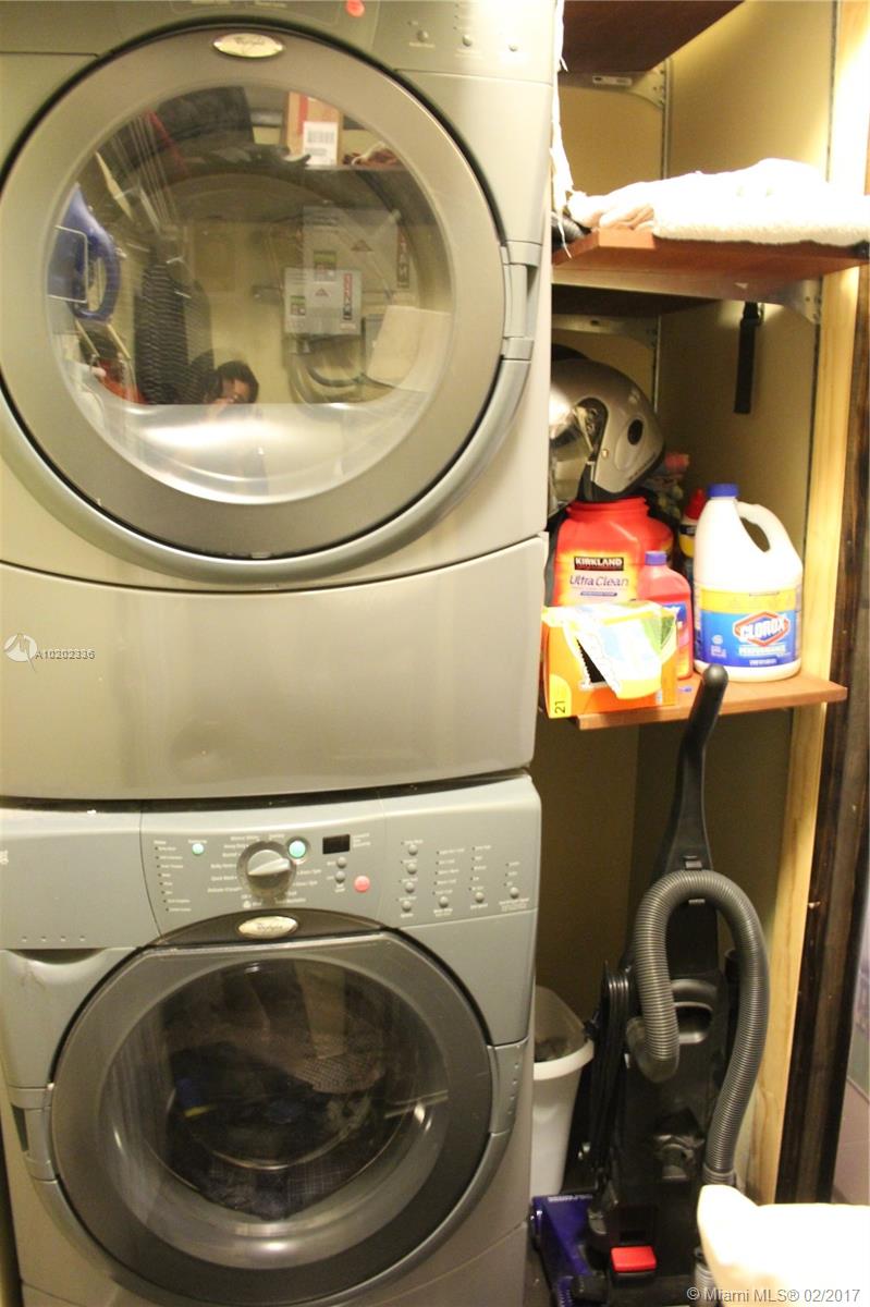 Golden Glades - Residential