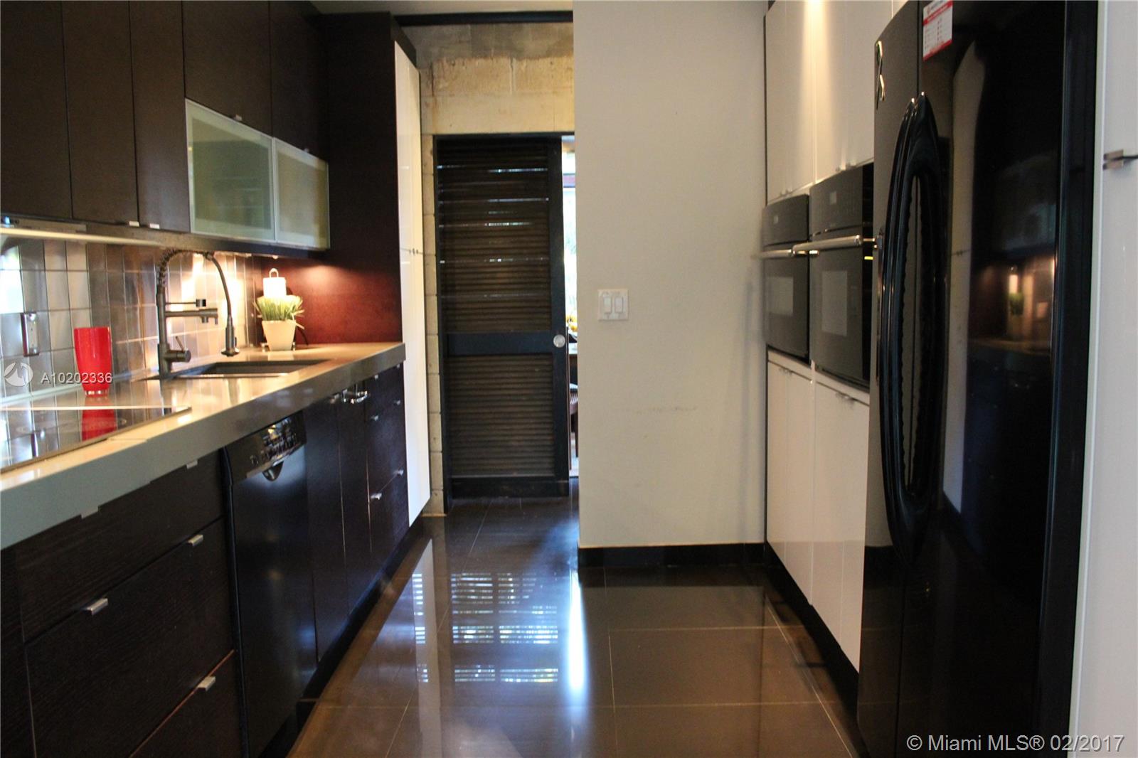 Golden Glades - Residential