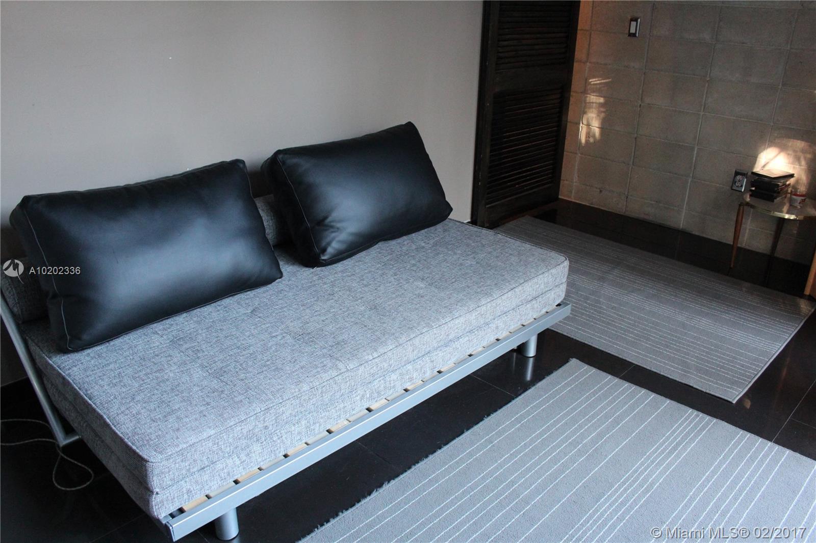 Golden Glades - Residential