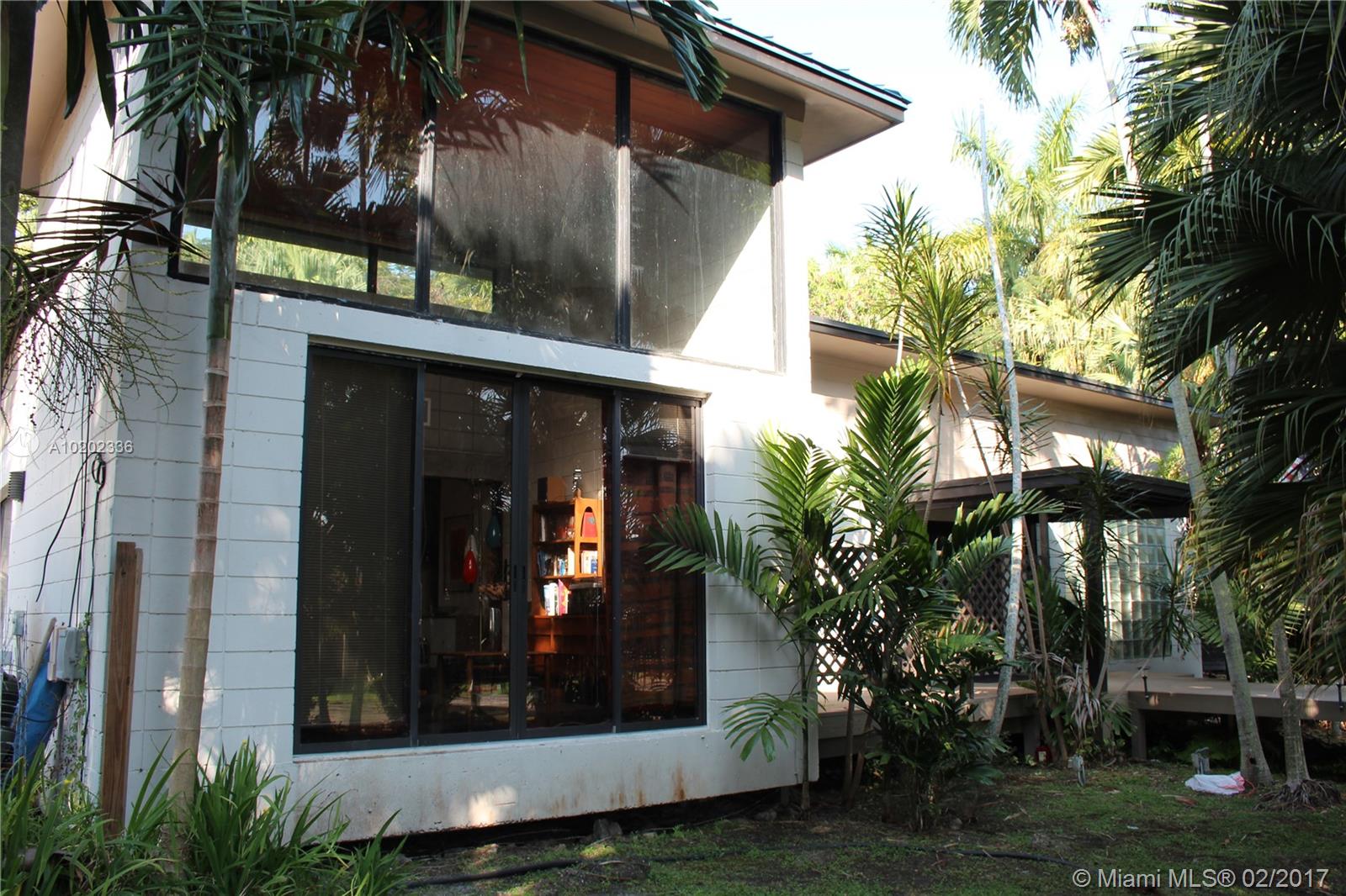 Golden Glades - Residential