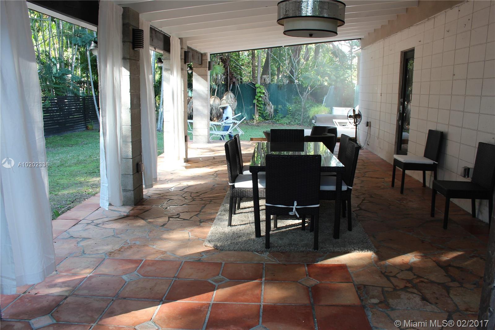 Golden Glades - Residential