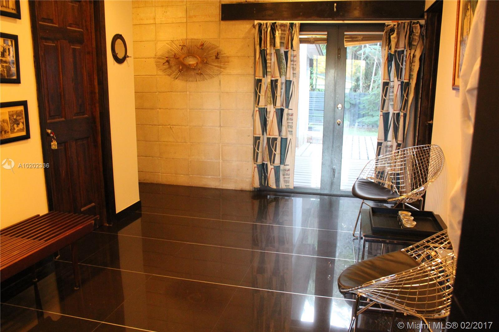 Golden Glades - Residential