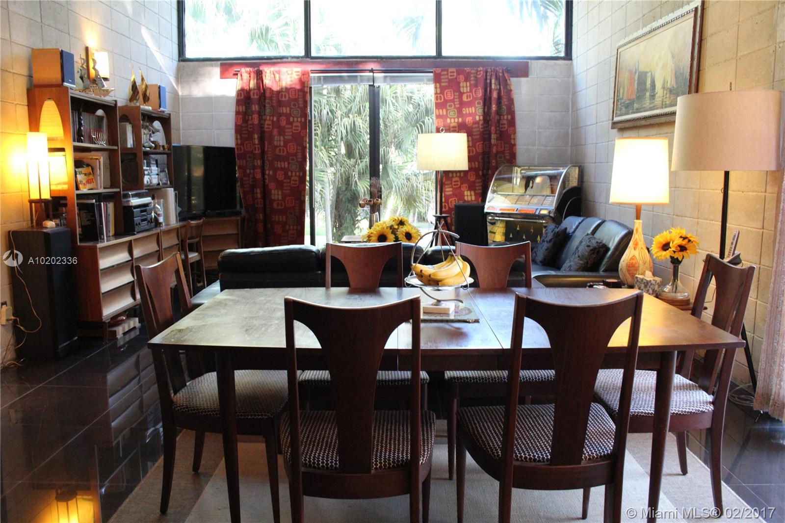 Golden Glades - Residential