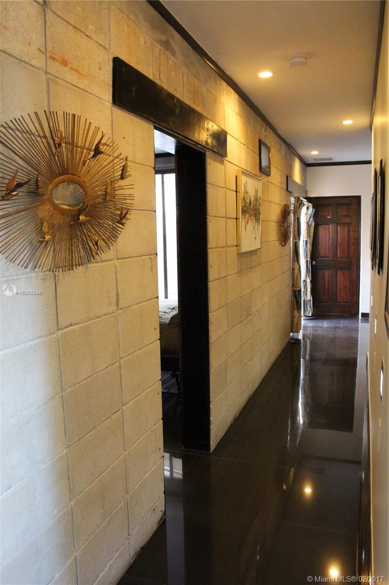 Golden Glades - Residential