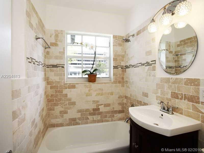 C GABLES CRAFTS SEC - Residential