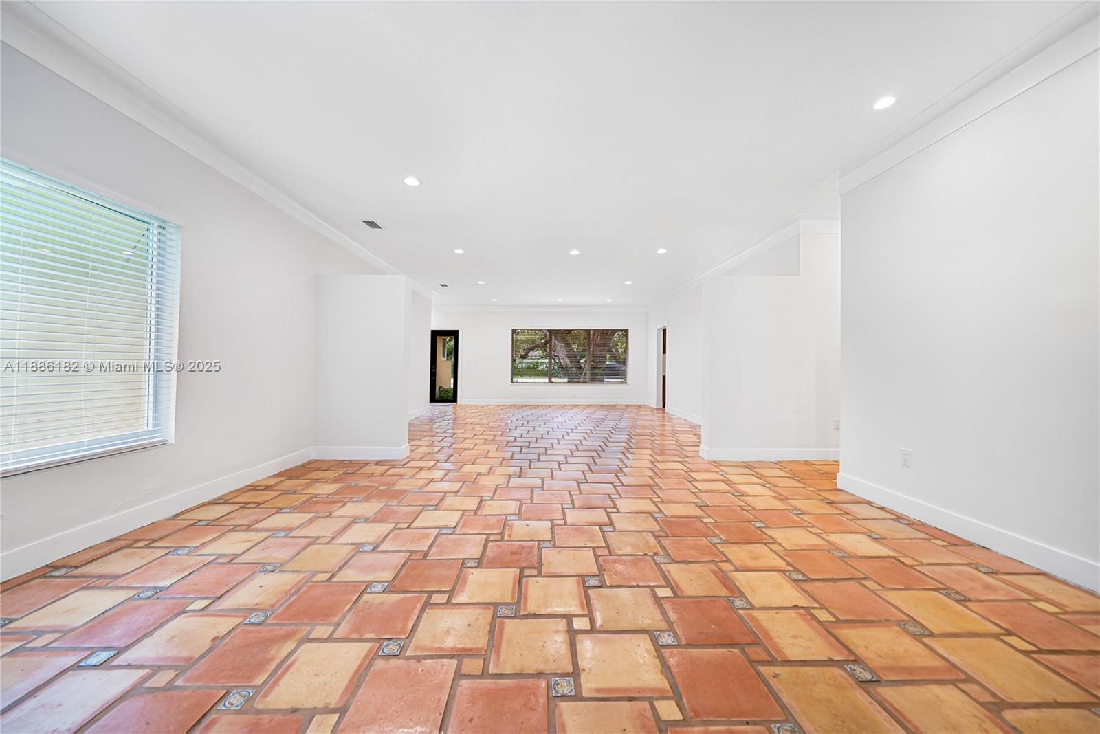 CORAL GABLES RIVIERA SEC - Residential Lease