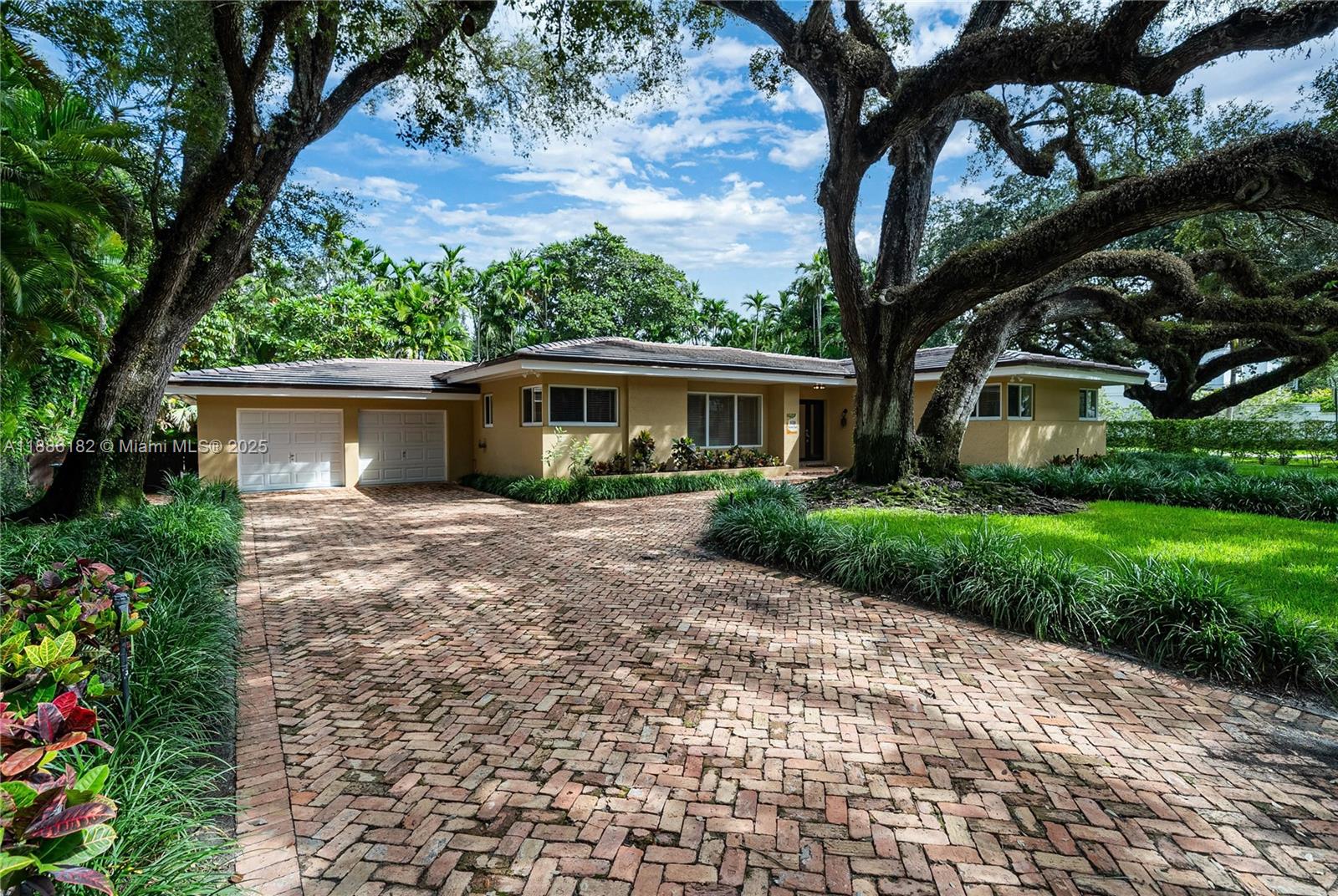 CORAL GABLES RIVIERA SEC - Residential Lease