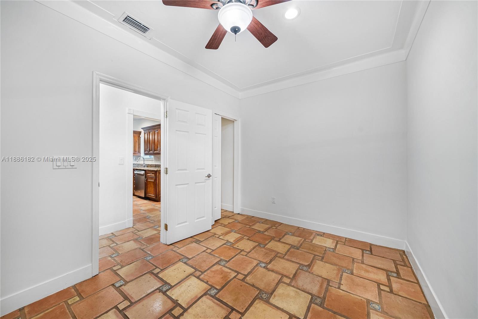 CORAL GABLES RIVIERA SEC - Residential Lease