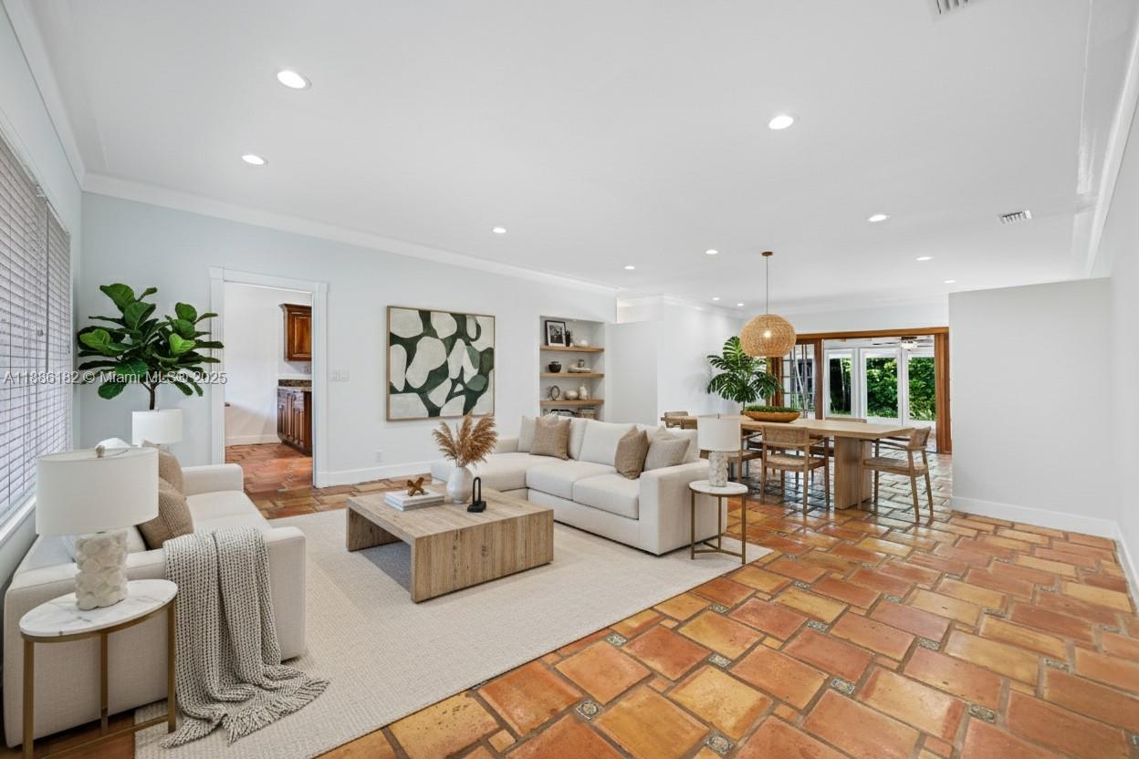 CORAL GABLES RIVIERA SEC - Residential Lease