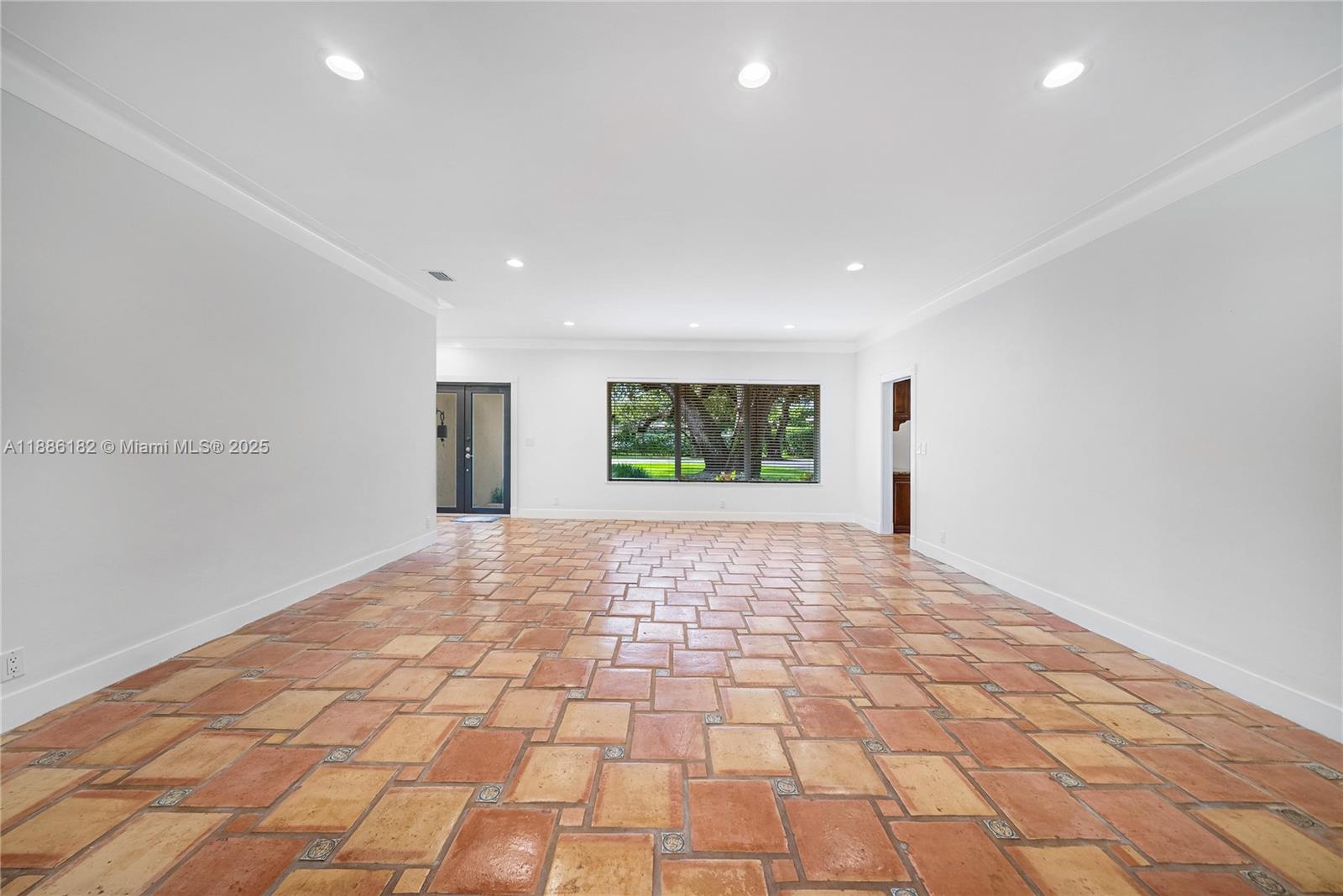 CORAL GABLES RIVIERA SEC - Residential Lease