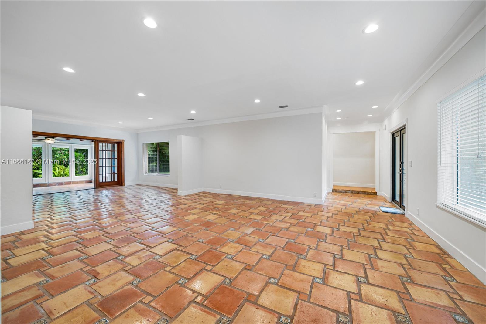 CORAL GABLES RIVIERA SEC - Residential Lease