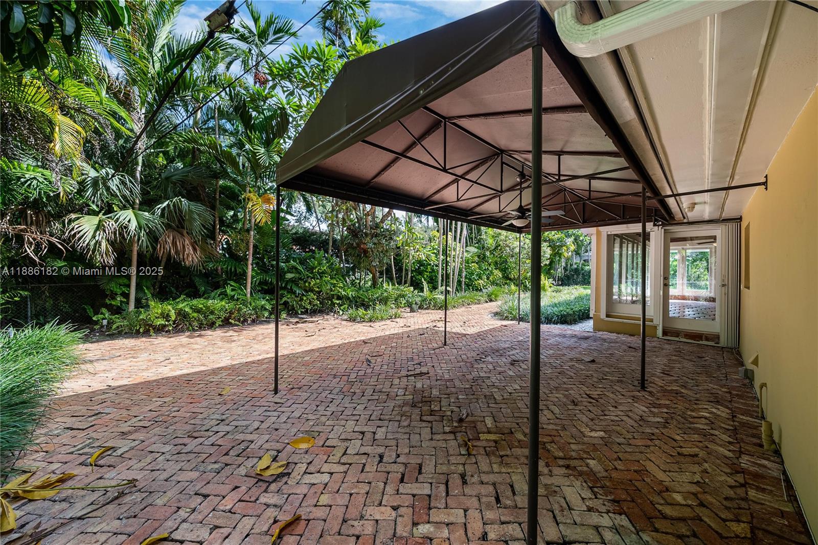 CORAL GABLES RIVIERA SEC - Residential Lease