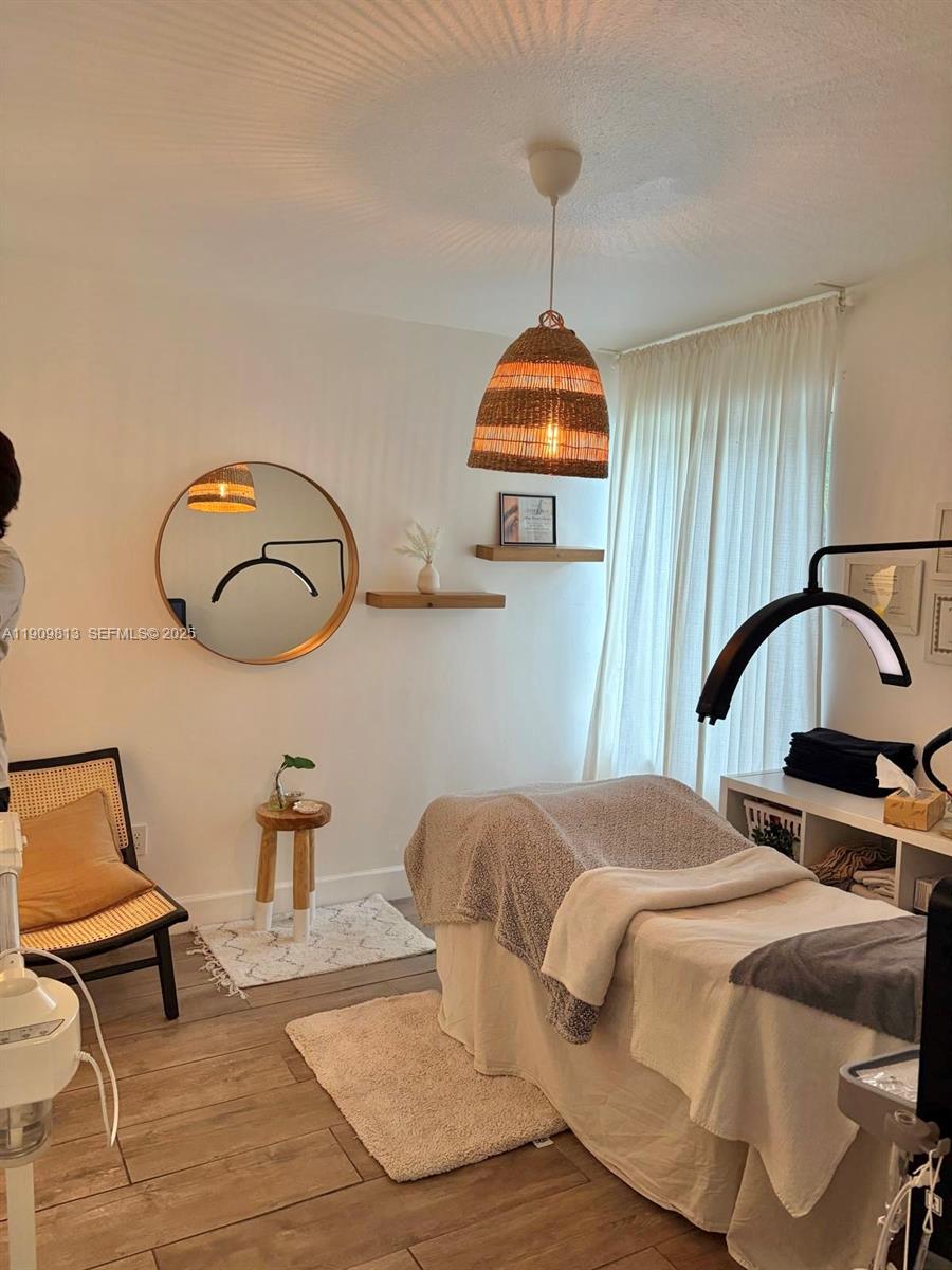 BAYWOOD - Residential Income