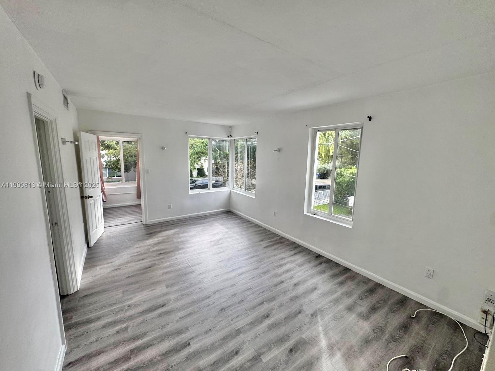 BAYWOOD - Residential Income