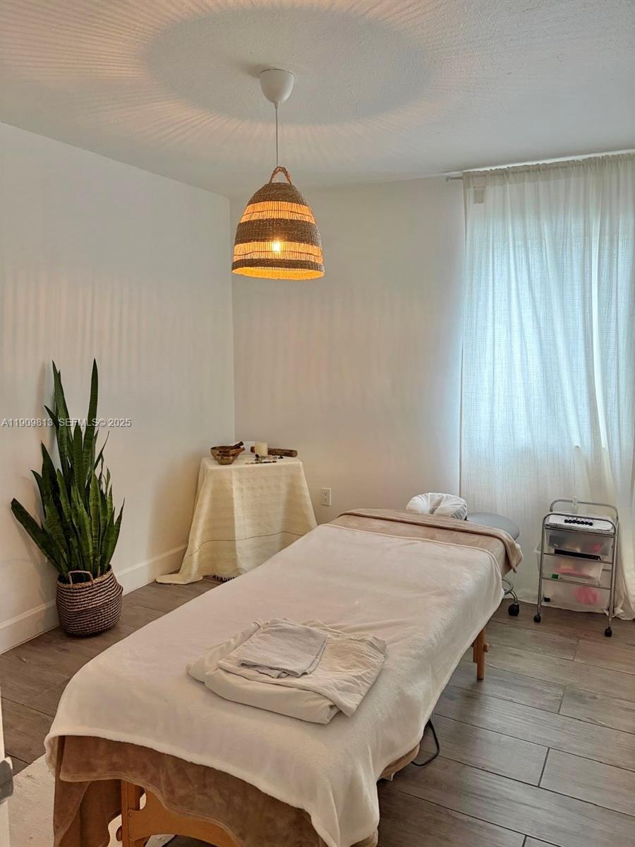 BAYWOOD - Residential Income