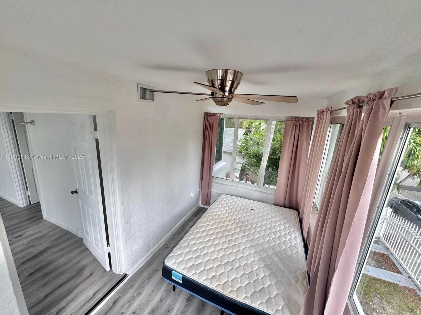 BAYWOOD - Residential Income