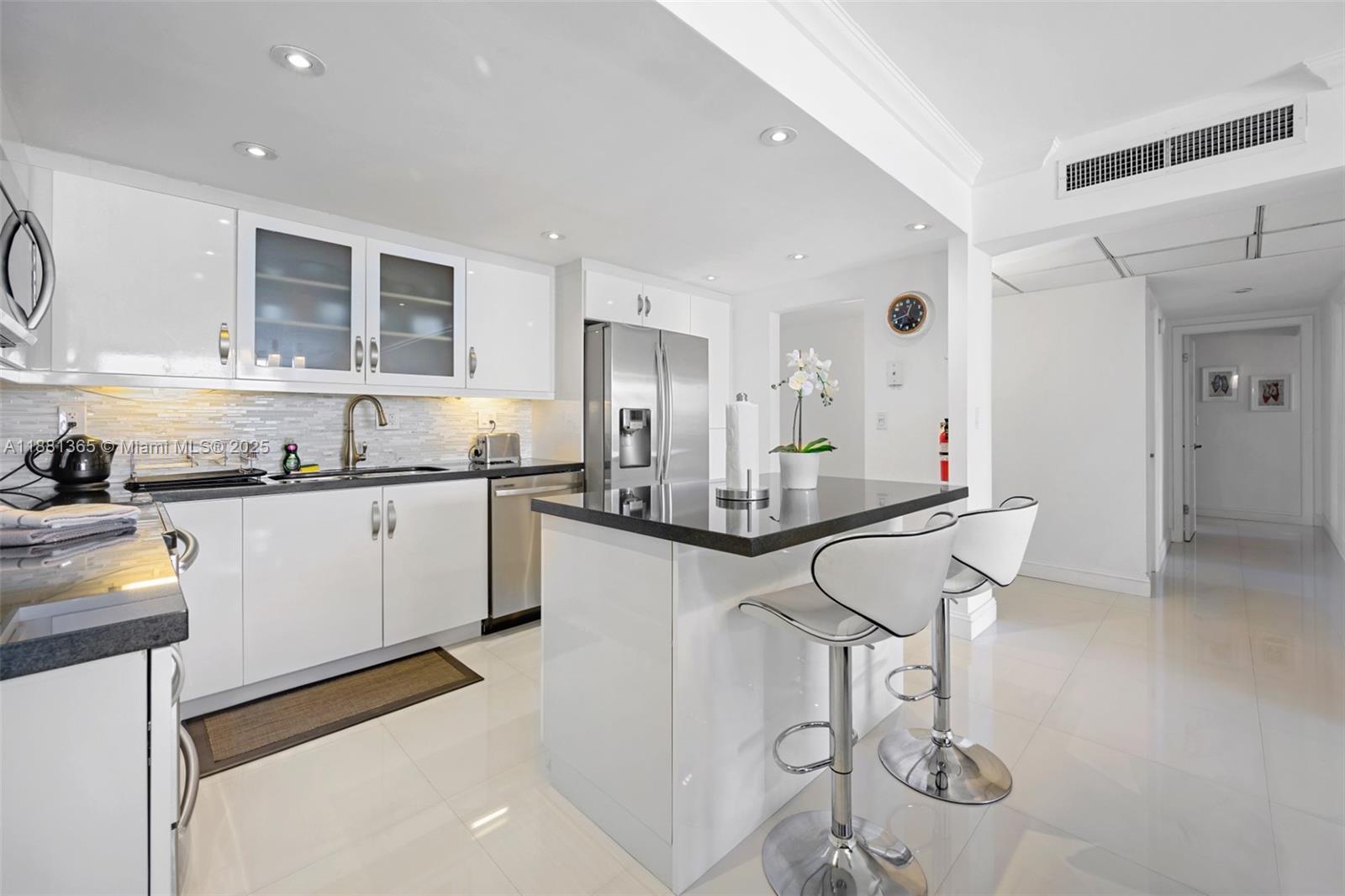 OCEAN RESERVE CONDO - Residential Lease