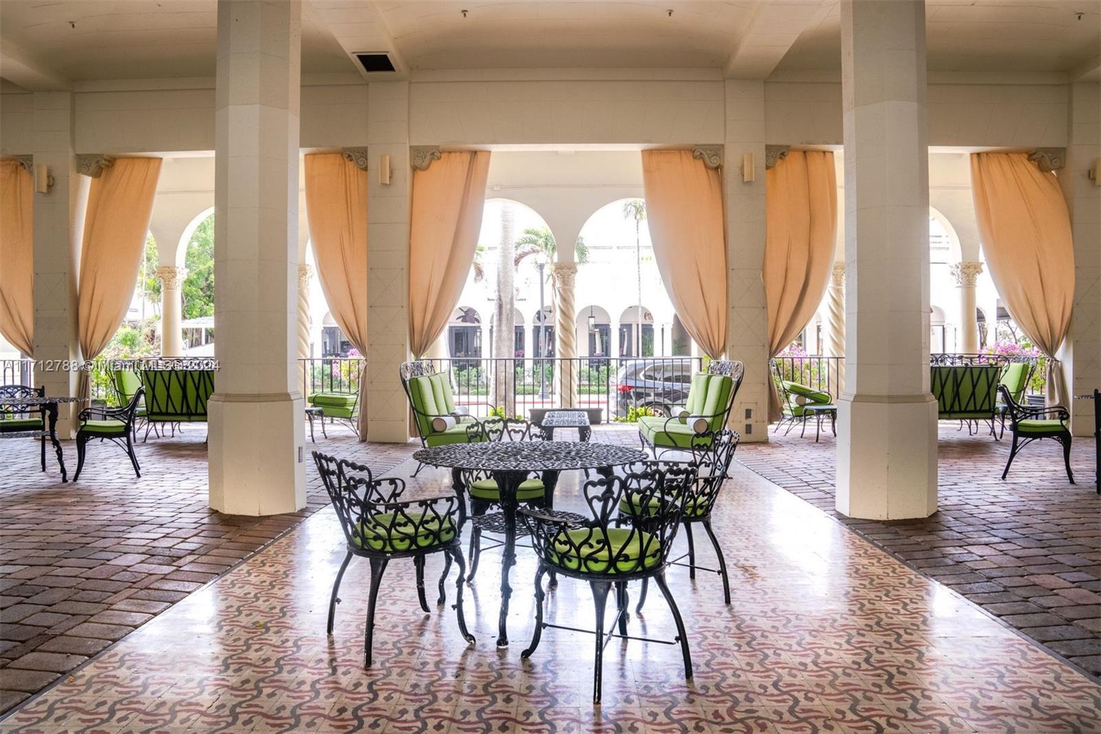PALM BEACH HOTEL CONDO - Residential
