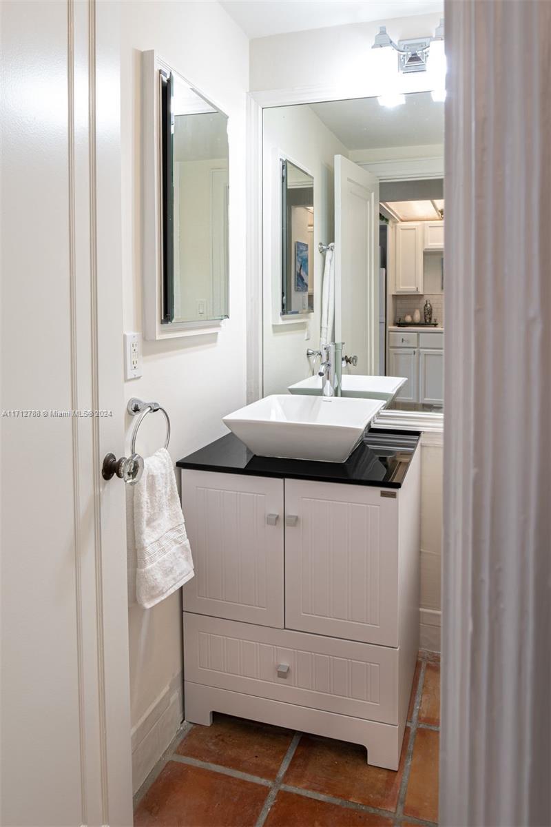 PALM BEACH HOTEL CONDO - Residential