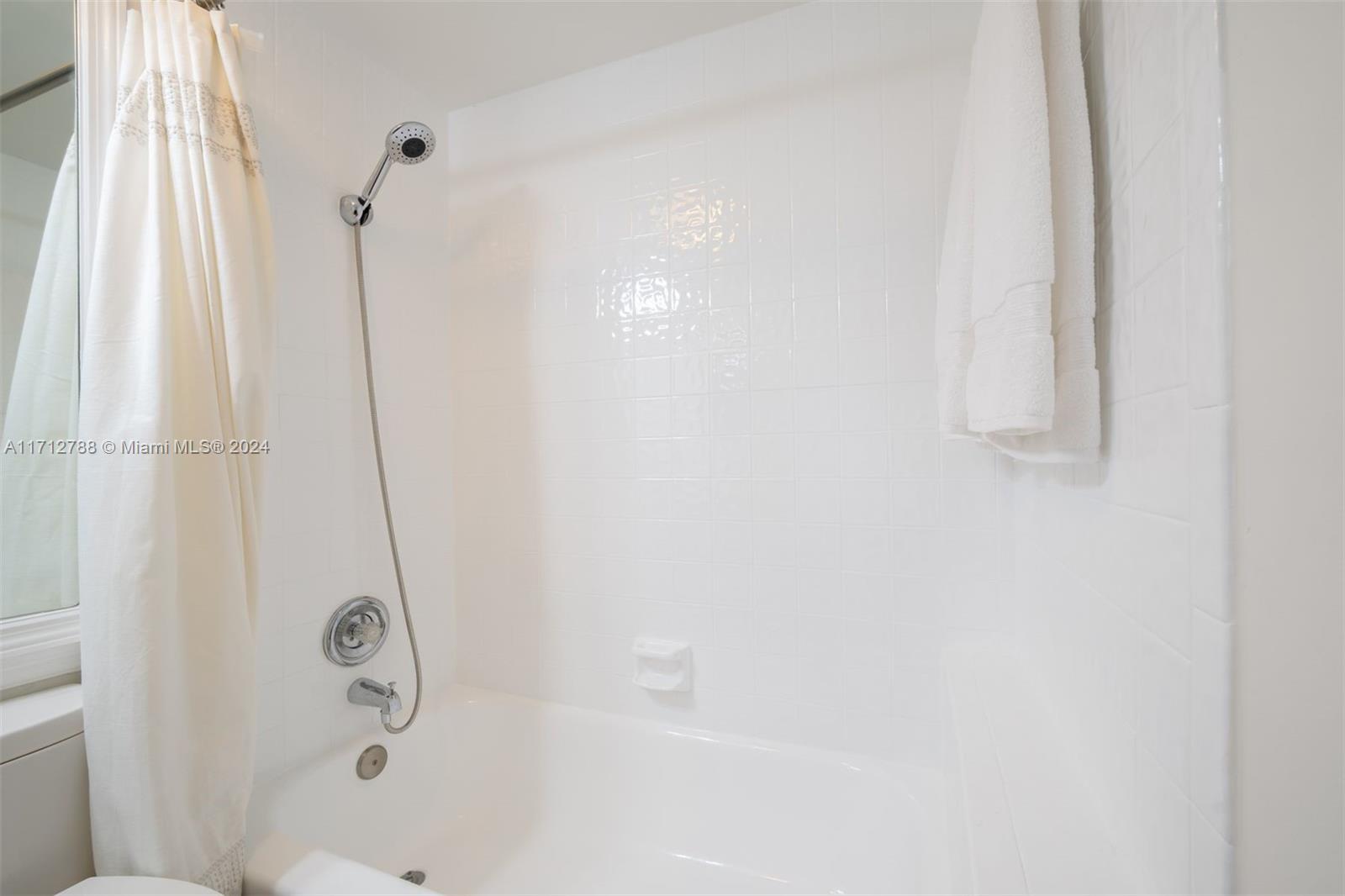 PALM BEACH HOTEL CONDO - Residential
