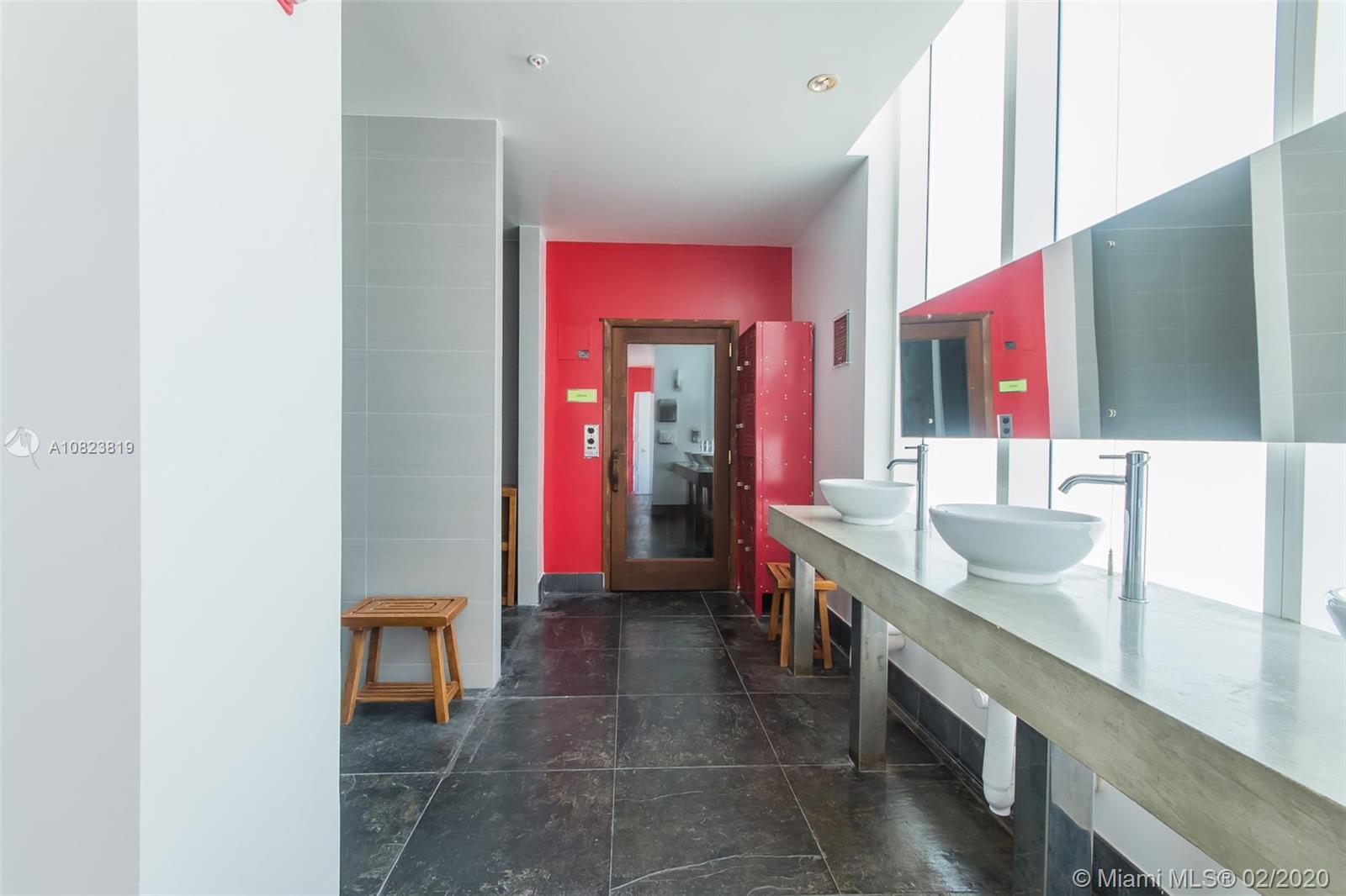 THE LOFT DOWNTOWN II COND - Residential Lease