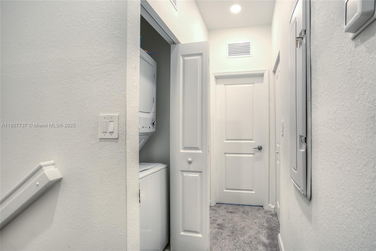 SILVER PALM RESIDENTIAL H - Residential