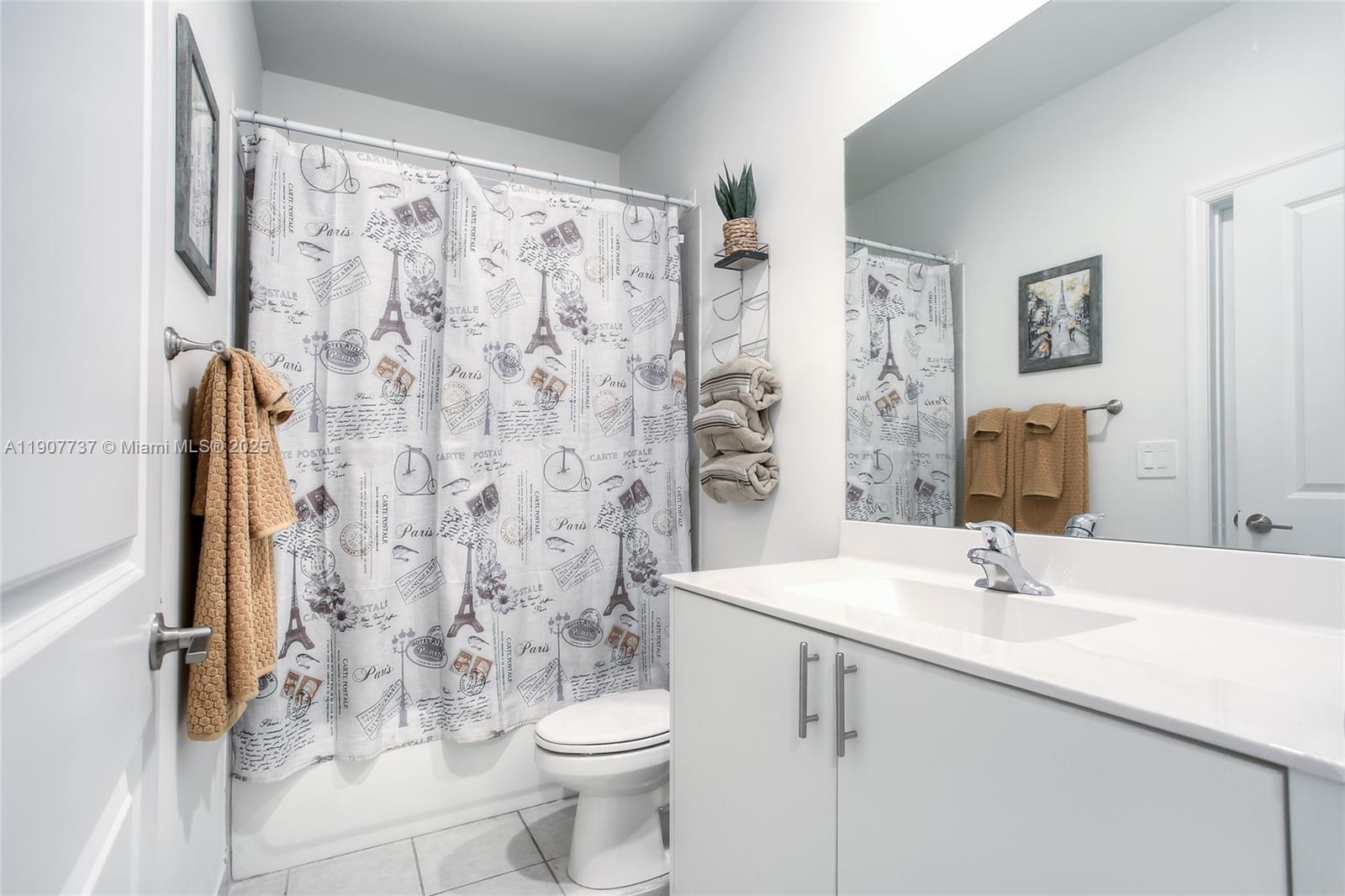 SILVER PALM RESIDENTIAL H - Residential