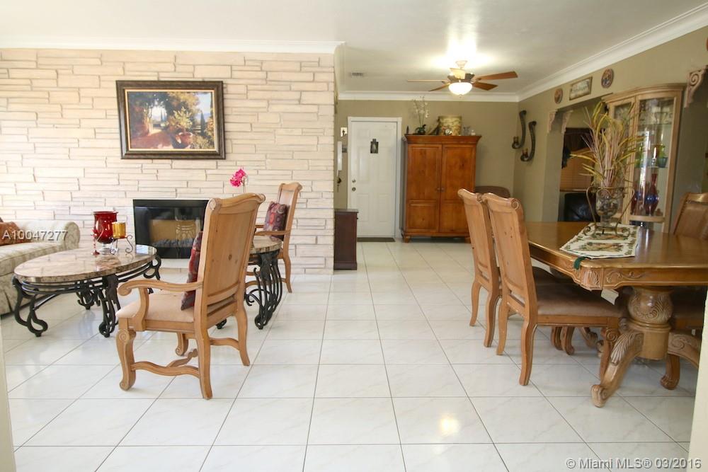 Pembroke Pines 3 39-27 B - Residential