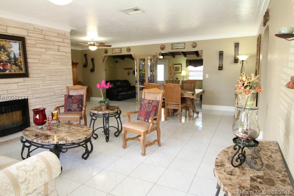 Pembroke Pines 3 39-27 B - Residential