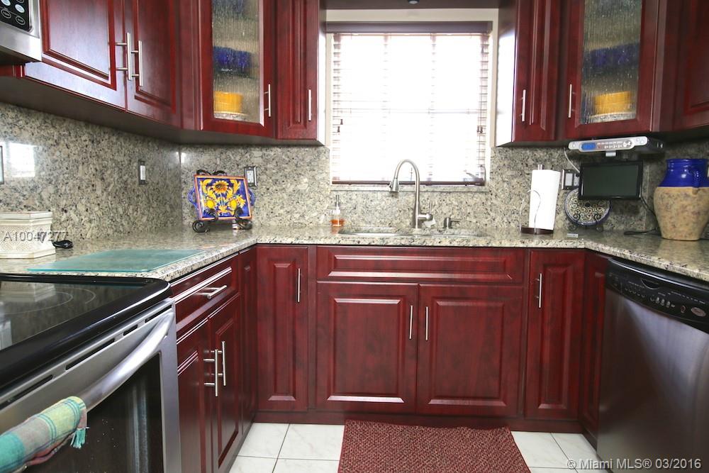 Pembroke Pines 3 39-27 B - Residential