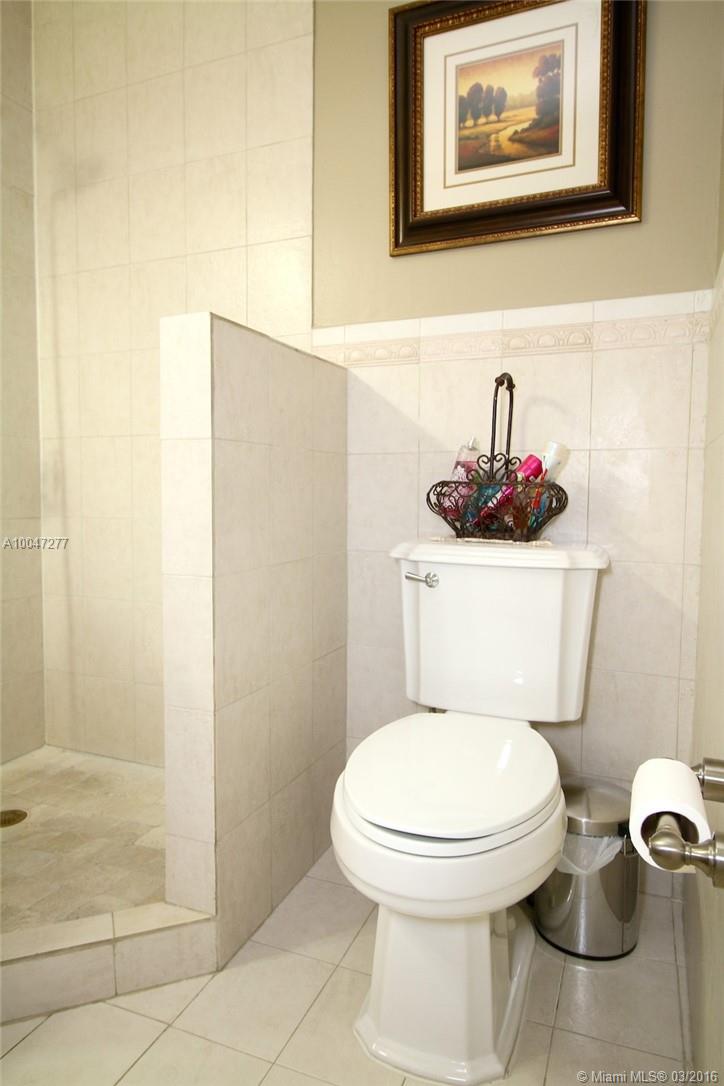 Pembroke Pines 3 39-27 B - Residential