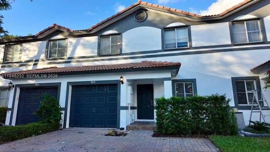 Beautiful 3 bedroom 2 1/2 bathroom townhome. Entering Kitchen is on the right wood cabinets, stainless steel appliances and eat in area, tile throughout the 1st floor, continuing the staircase on left and 1/2 bathroom then the living room area to the left & to the right the dining area with sliding glass door with pool area view. Going to the second floor laminate wood floors, to the right 2 large rooms in the center of the hall a full bathroom and to the left the master bedroom and master bathroom. Property is centrally located to near by Shopping Malls