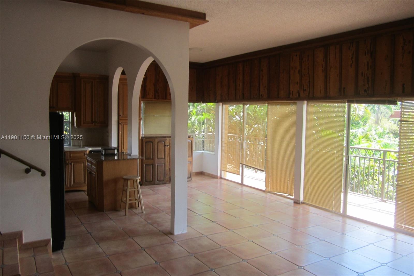 EMERALD ISLES WEST PHASE - Residential Lease