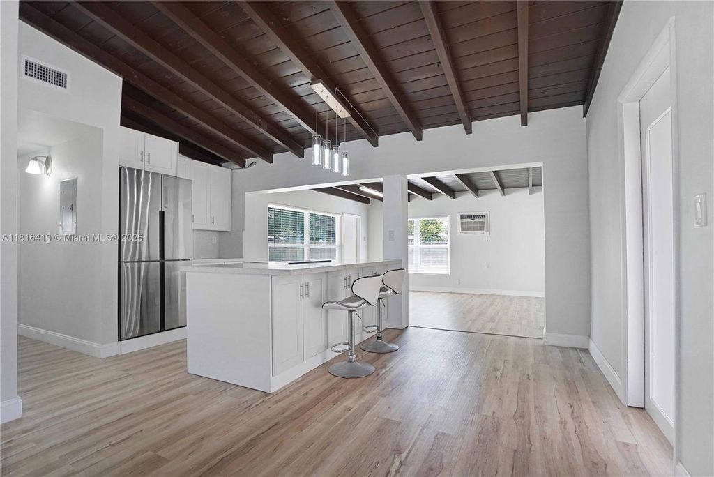 Photo of 1025 SW 22nd Ter, Fort Lauderdale, FL 33312 (MLS # A11816410)