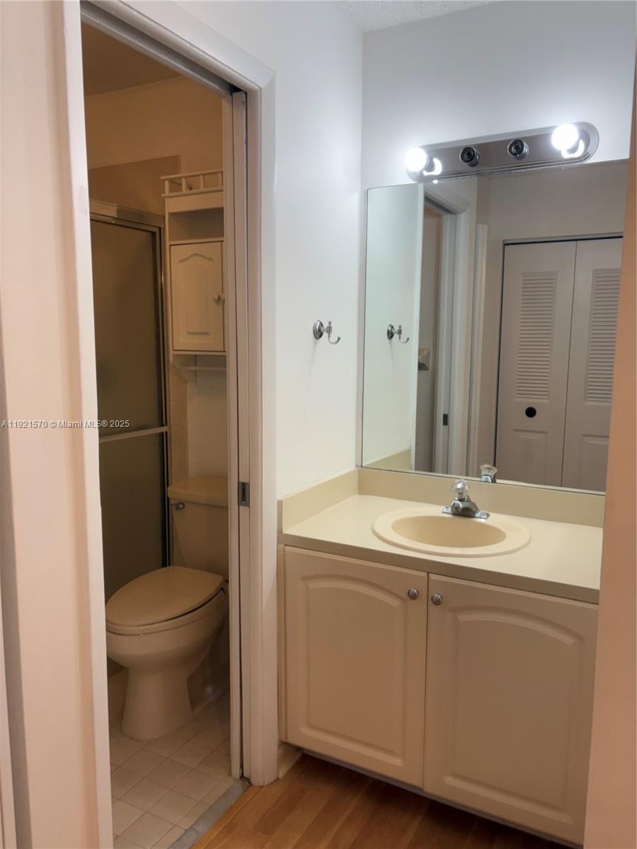 WINDWOOD ISLES CONDO - Residential