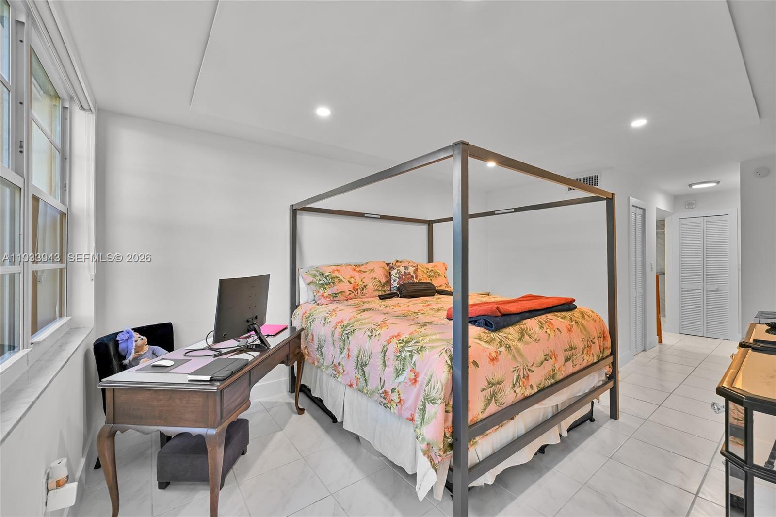 PARK PLACE CONDOMINIUM NO - Residential