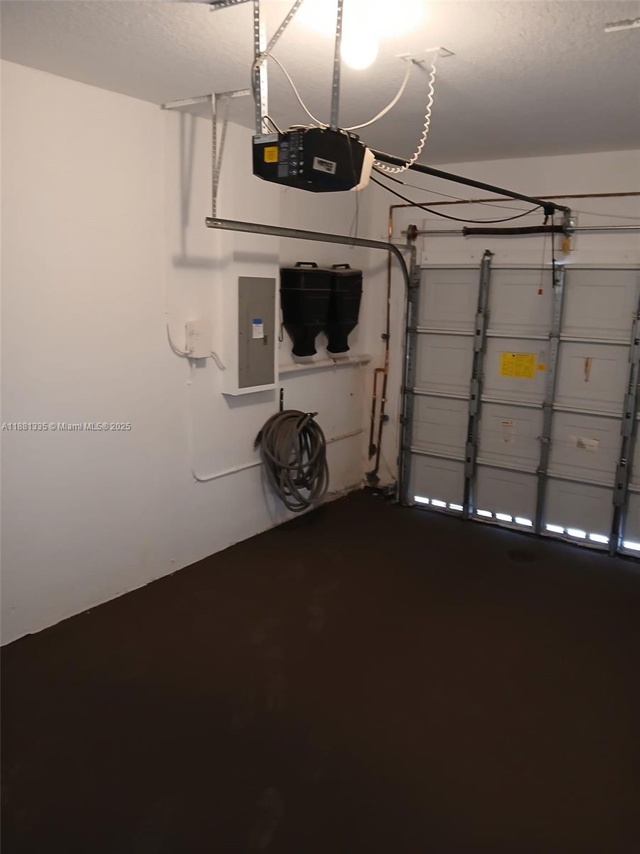 WEST LAKE VILLAGE PLAT - Residential Lease