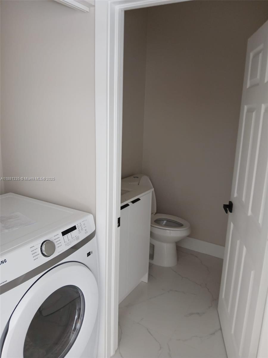 WEST LAKE VILLAGE PLAT - Residential Lease