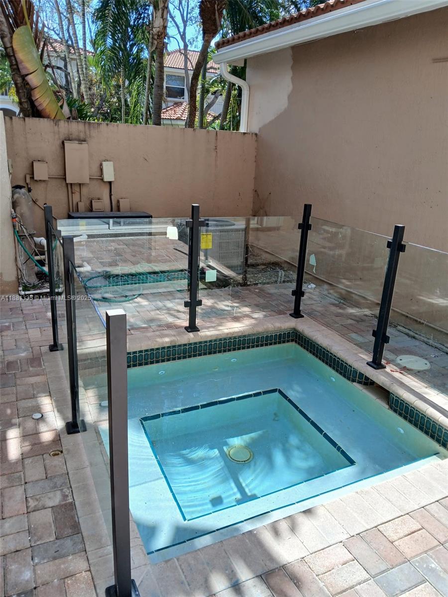 WEST LAKE VILLAGE PLAT - Residential Lease