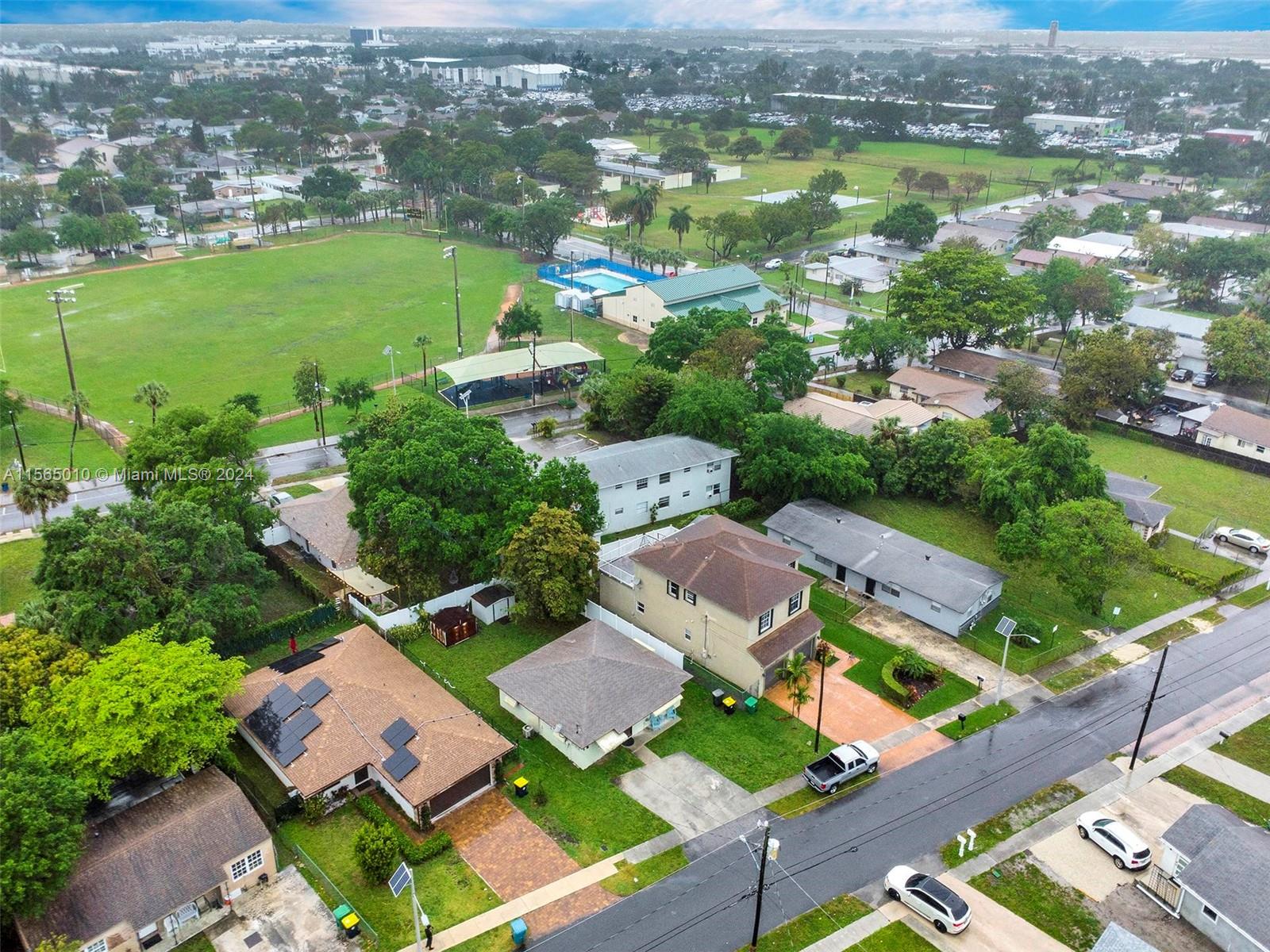 TOWN OF MODELO (DANIA) B- - Residential