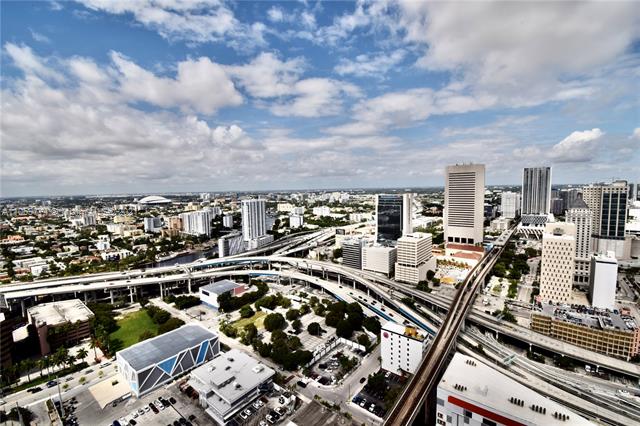 IVY CONDO - Residential