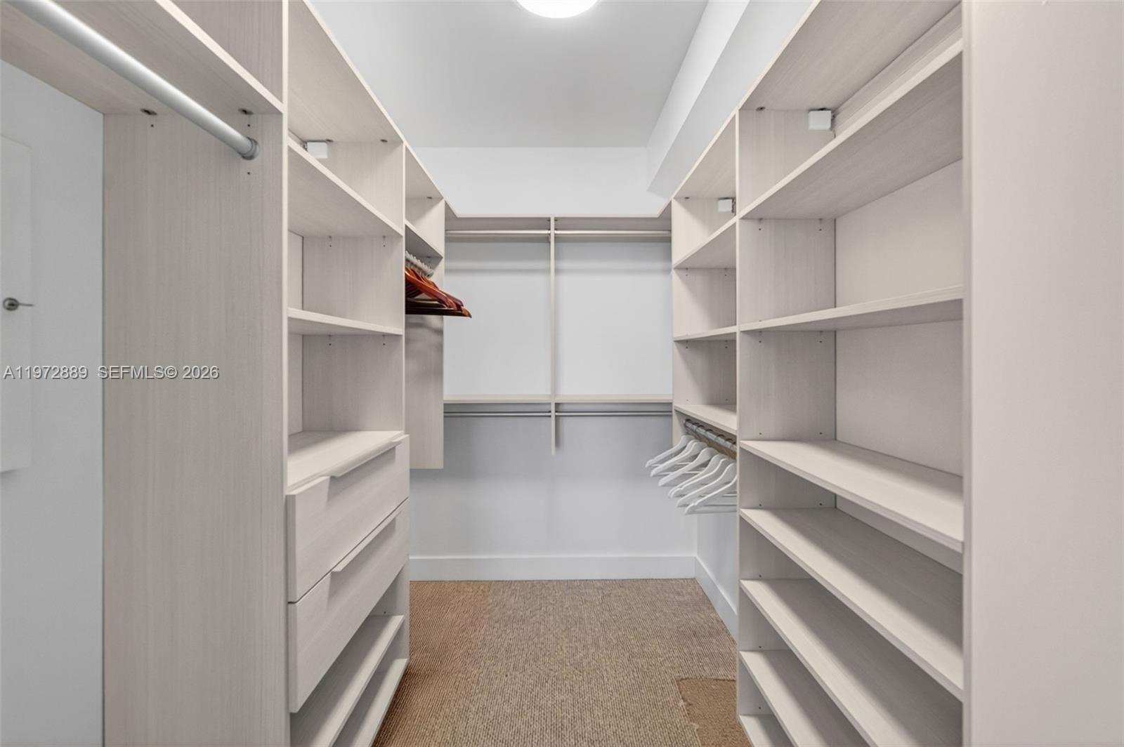 TURNBERRY VLG NO TOWER CO - Residential