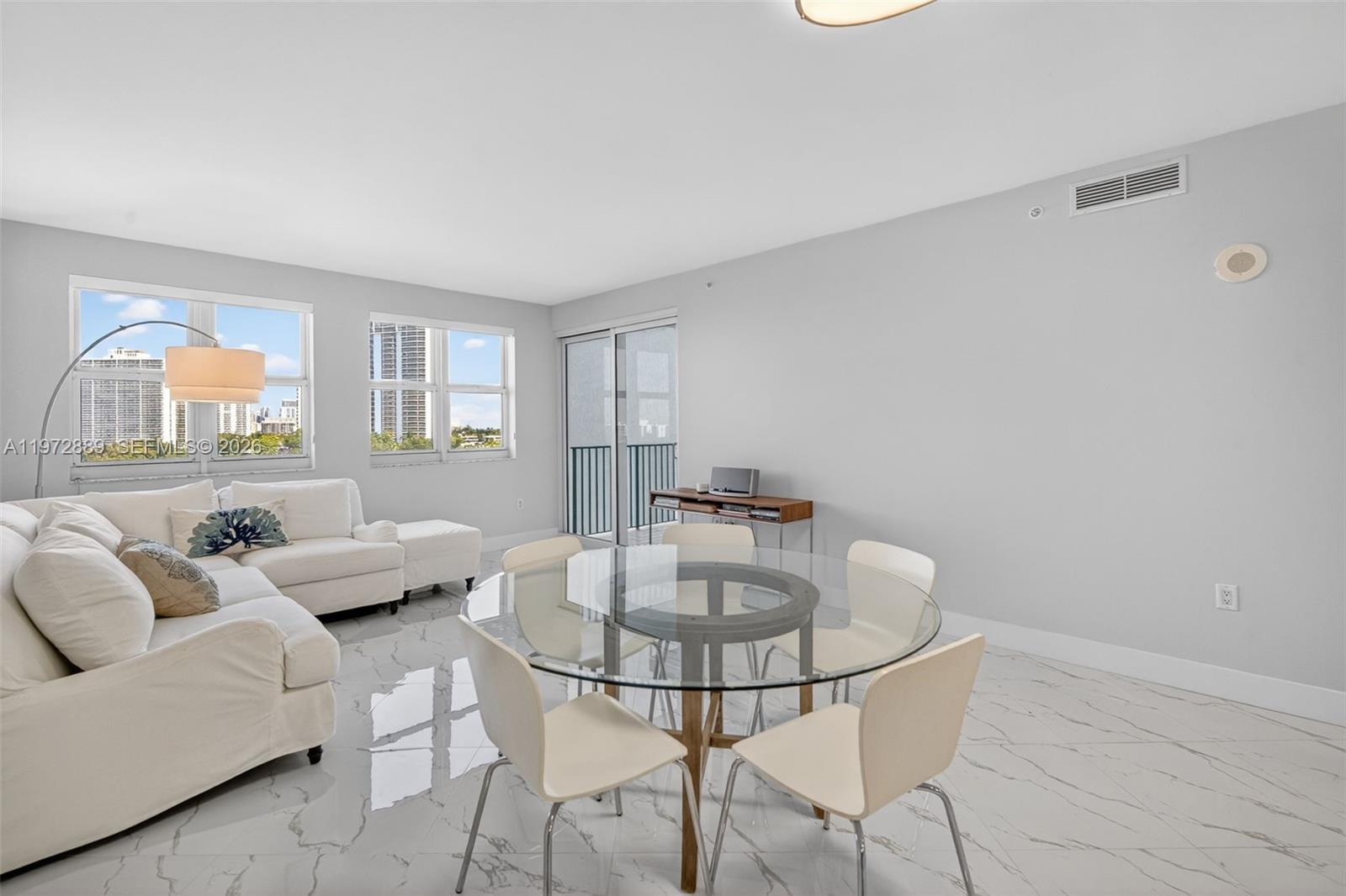 TURNBERRY VLG NO TOWER CO - Residential