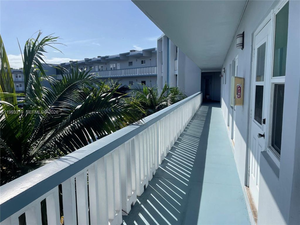 Photo of 2300 Park Ln #208, Hollywood, FL 33021 (MLS # A11993319)