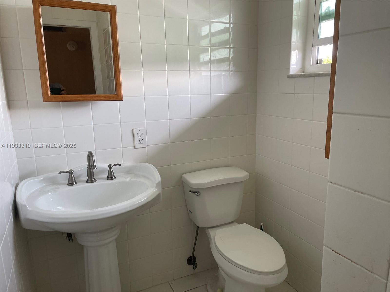 SHERIDAN LAKES CONDO APTS - Residential