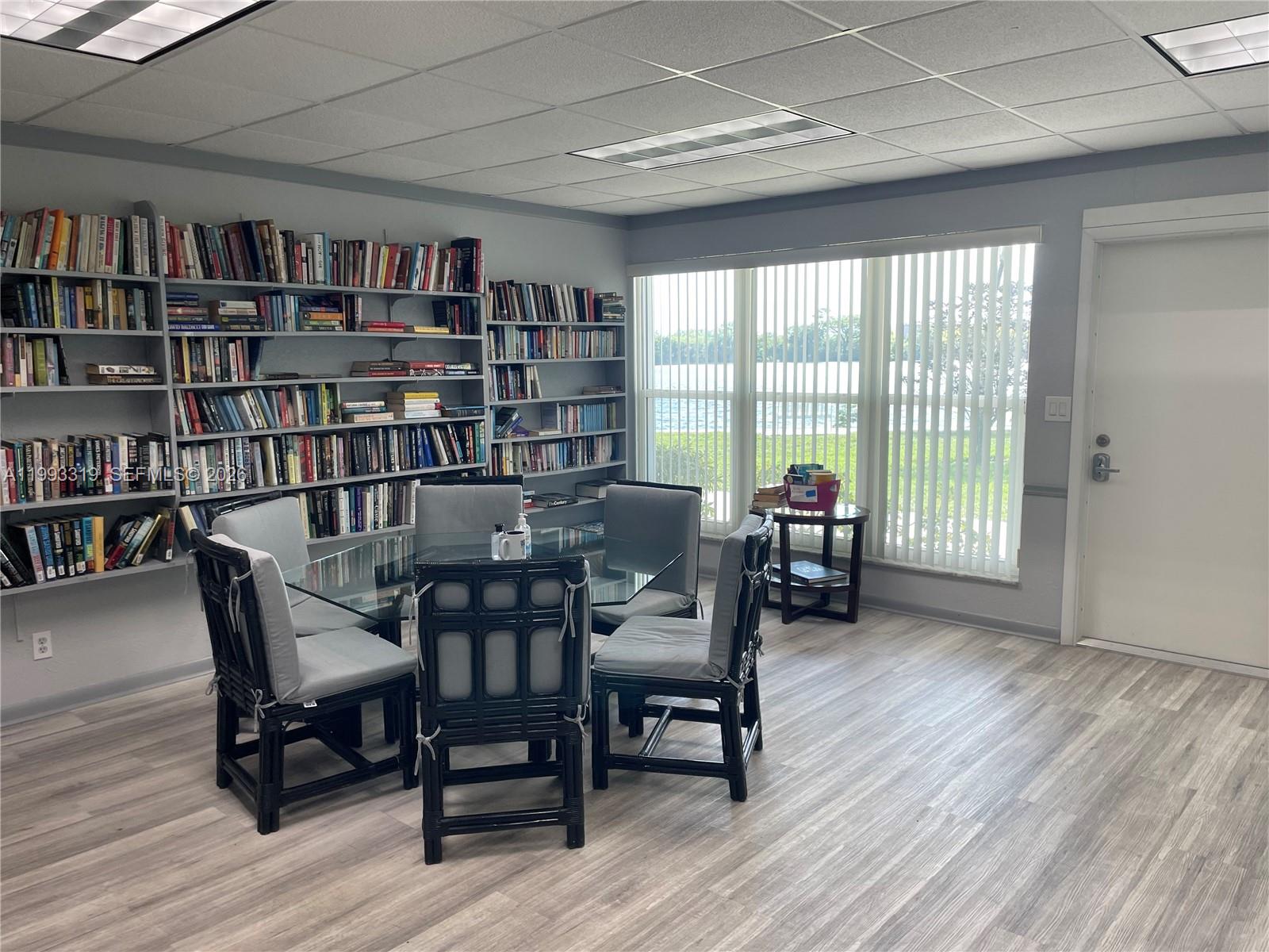 SHERIDAN LAKES CONDO APTS - Residential